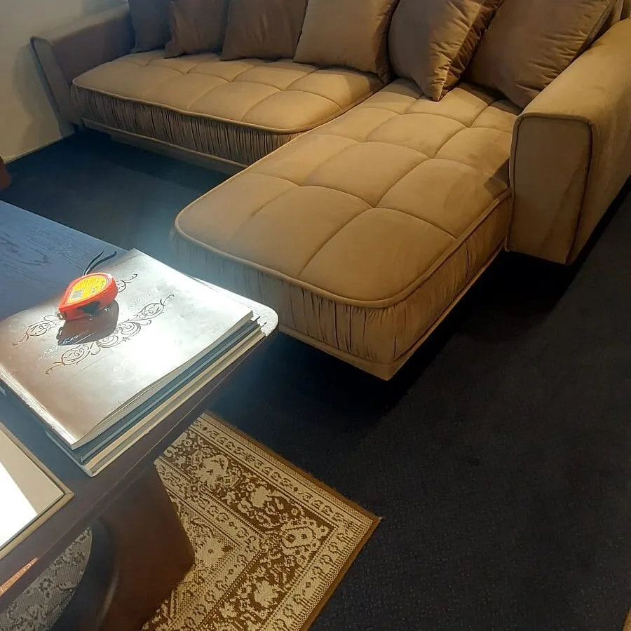 MARKIZ minkštas kampas su miegama funkcija Bluvel 40 DEŠININIS