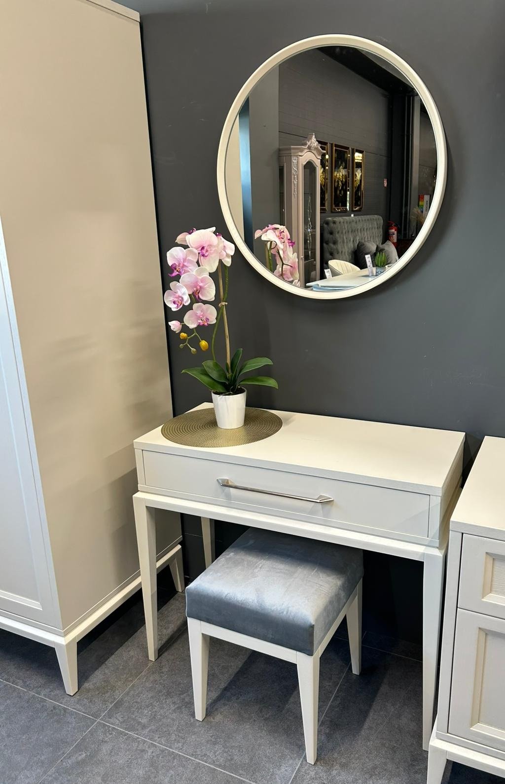 SYDNEY kosmetinis staliukas 1o stalčiaus - Image 3