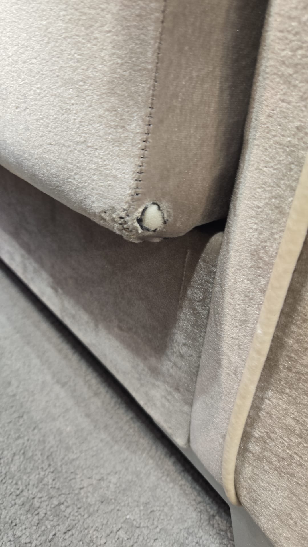 SOFIA Beige sofa-lova (SU DEFEKTAIS) - Image 11
